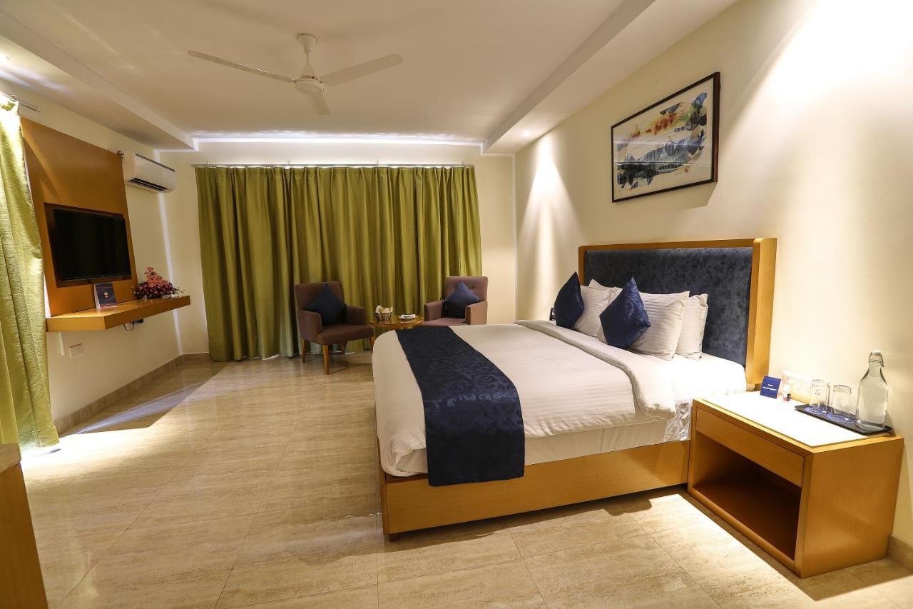 Zip By Spree Hotels Hyde Goa Candolim Ngoại thất bức ảnh